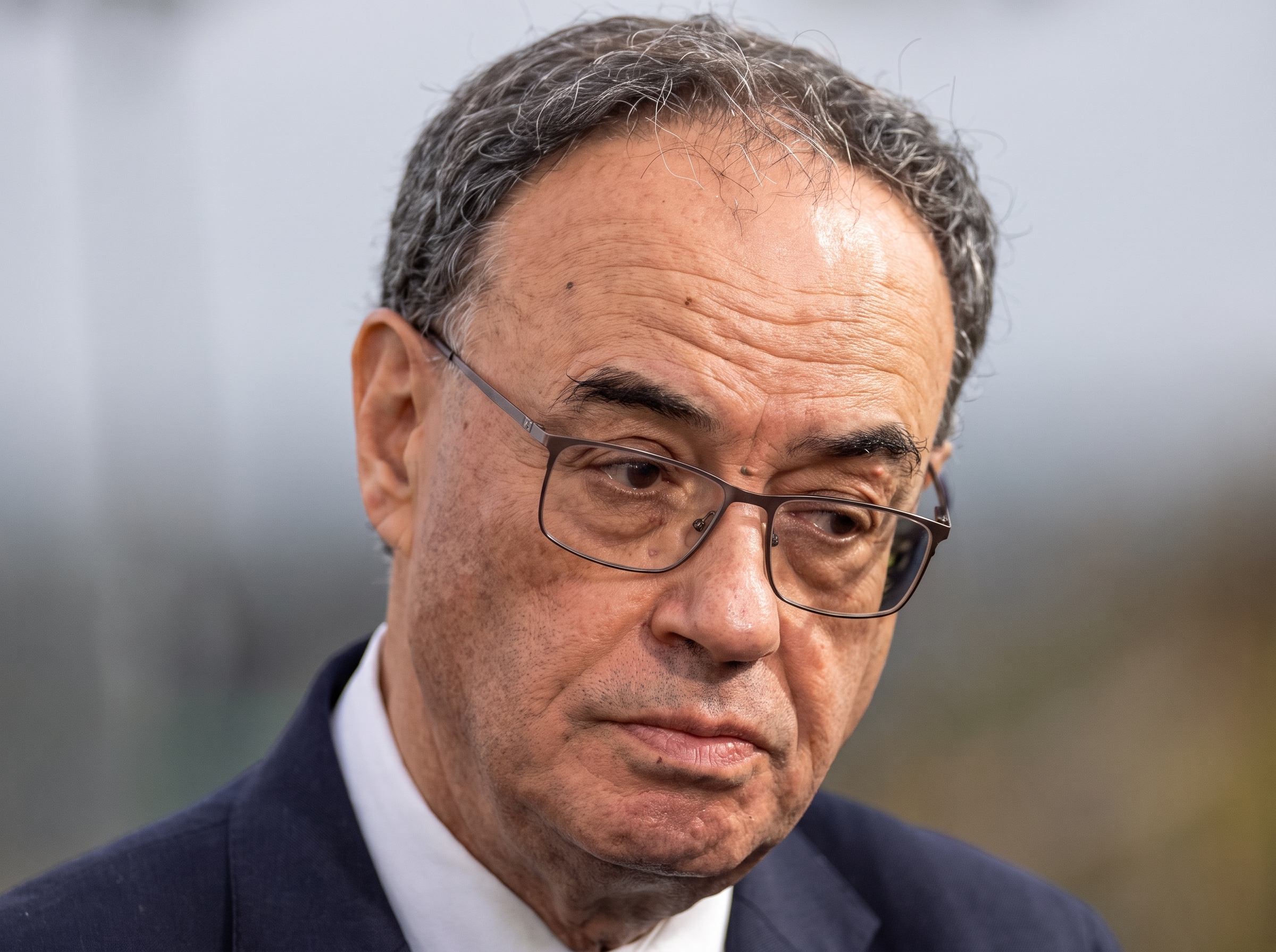AI Boom Poses Risks of Market Volatility, Warns Bank of England's Andrew Bailey