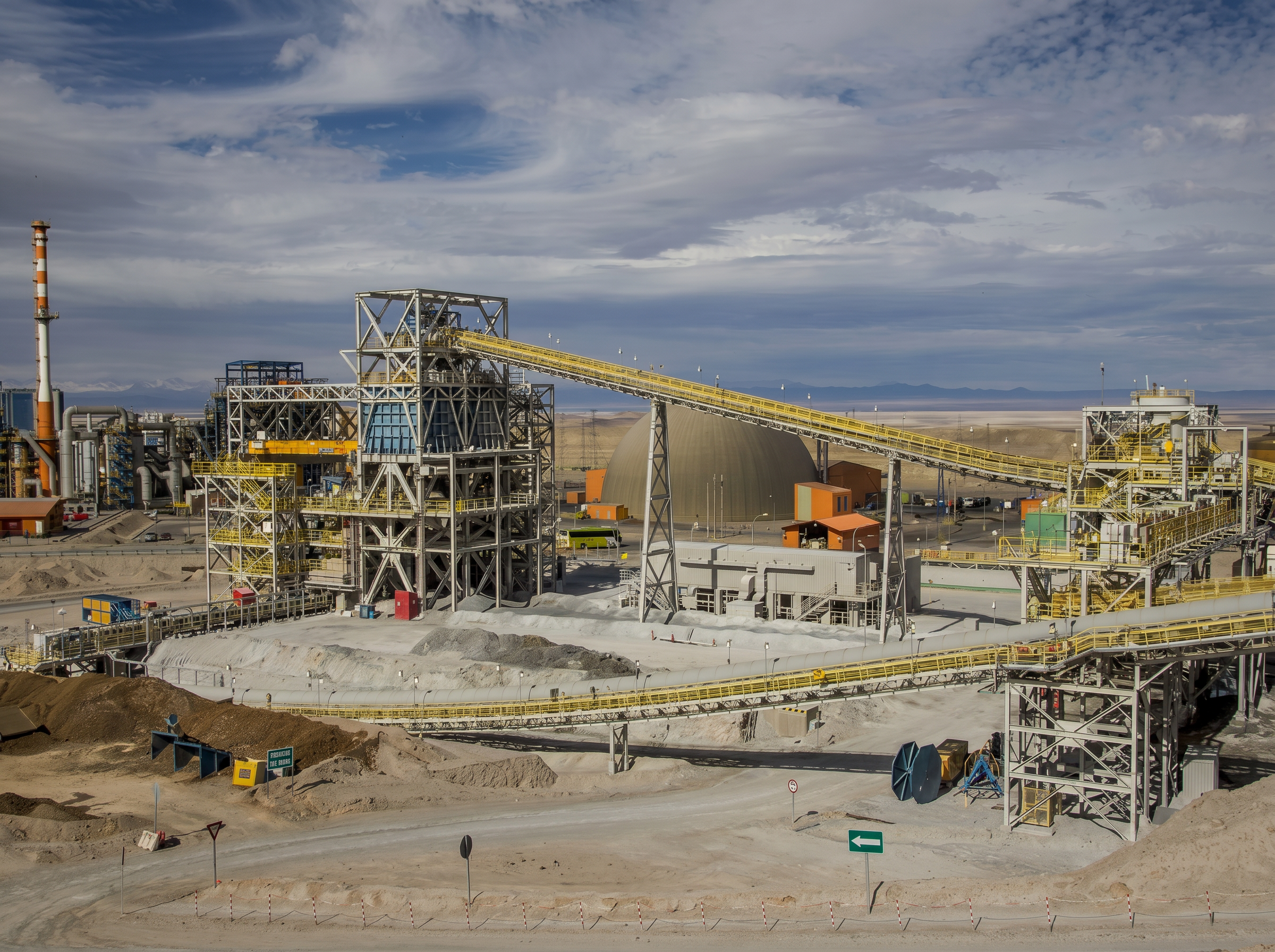 Codelco Eyes $2 Billion Gain From Unifying Copper Mines in Chile