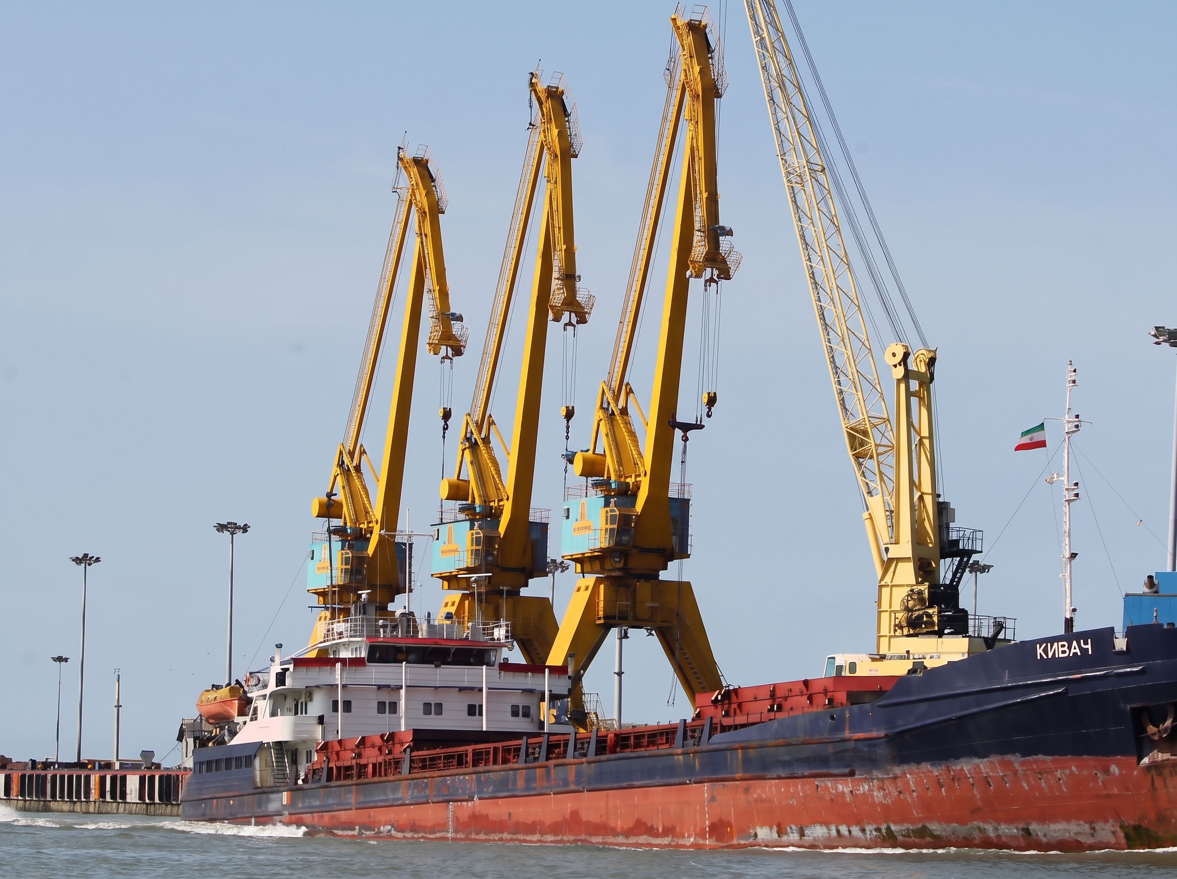 Iran Explores Caspian Sea Trade Alternatives Amid Strait of Hormuz Challenges