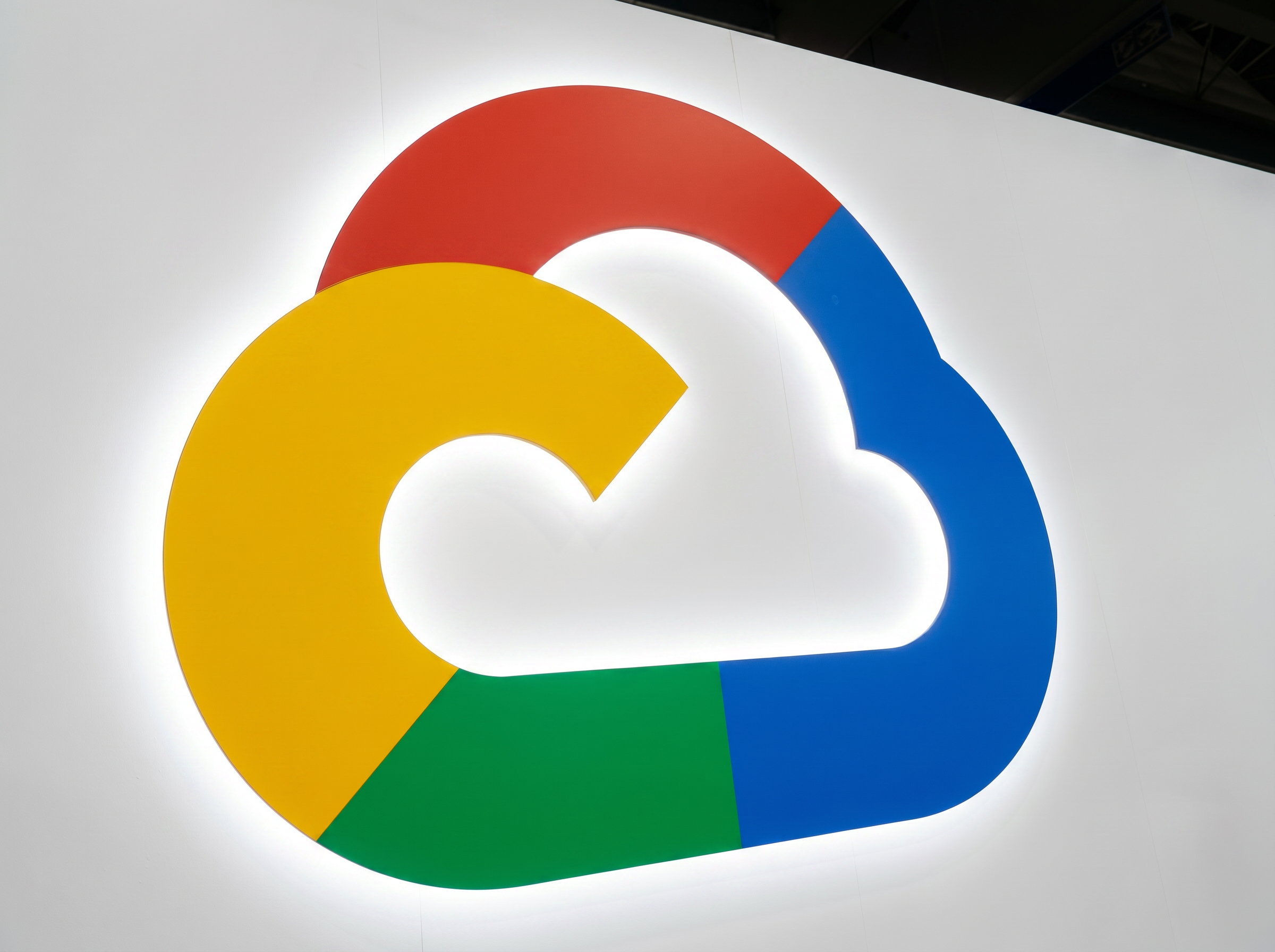 Navigating AI Security: Insights from Google Cloud COO Francis de Souza