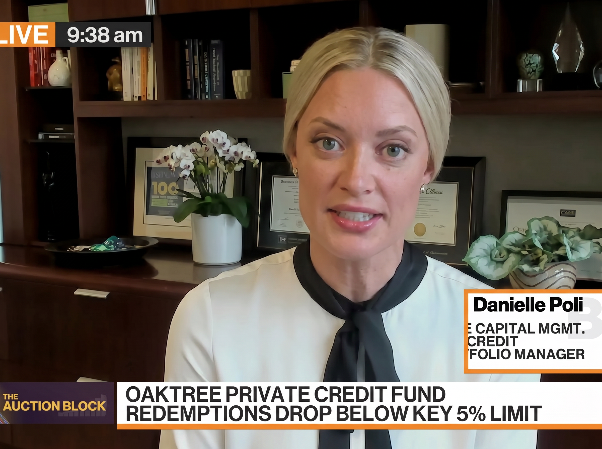 Oaktree Private Credit Fund Sees Redemption Requests Plummet