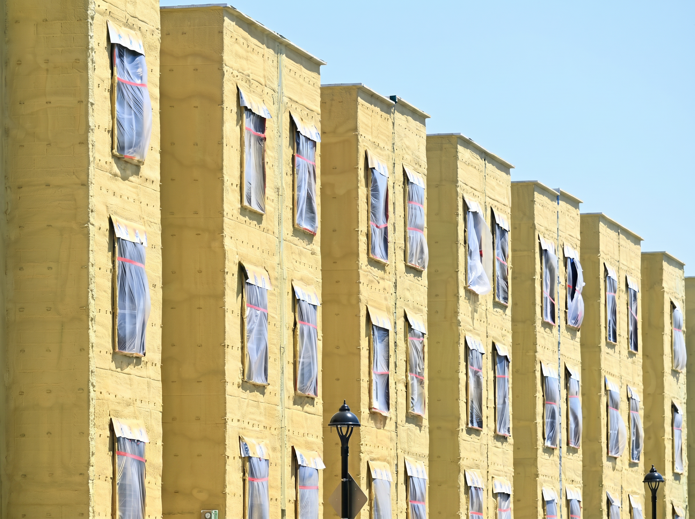 QXO's Strong $3 Billion Junk Bond Sale Signals Investor Confidence Amid Housing Challenges