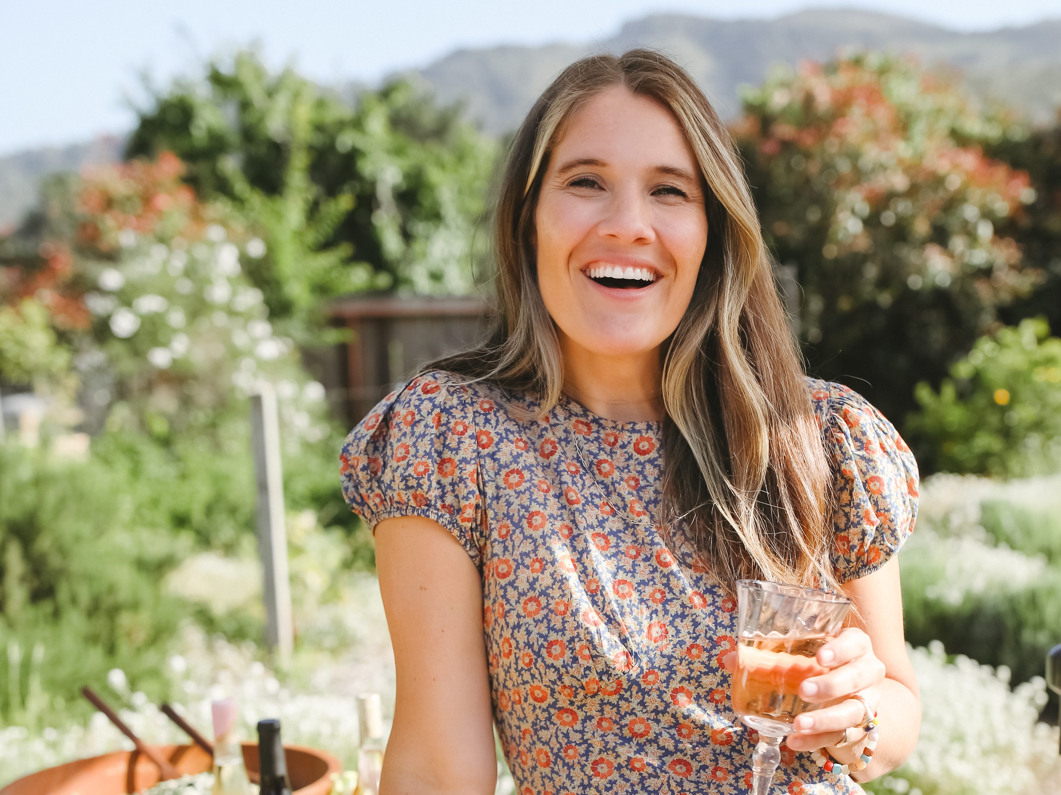 Caroline Chambers: Substack's Food Writer Boosts Growth with Video Content