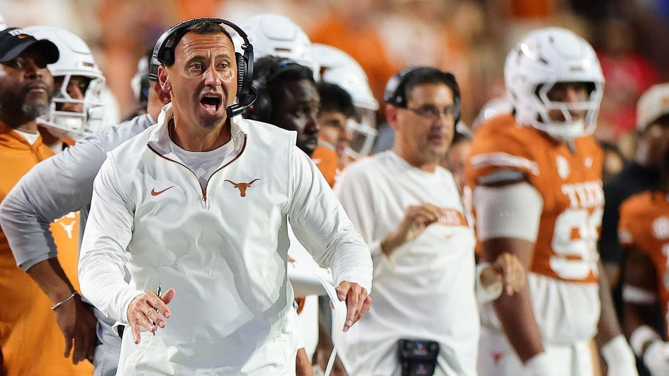 College Football Teams Enjoy Favorable Travel Schedules in 2026