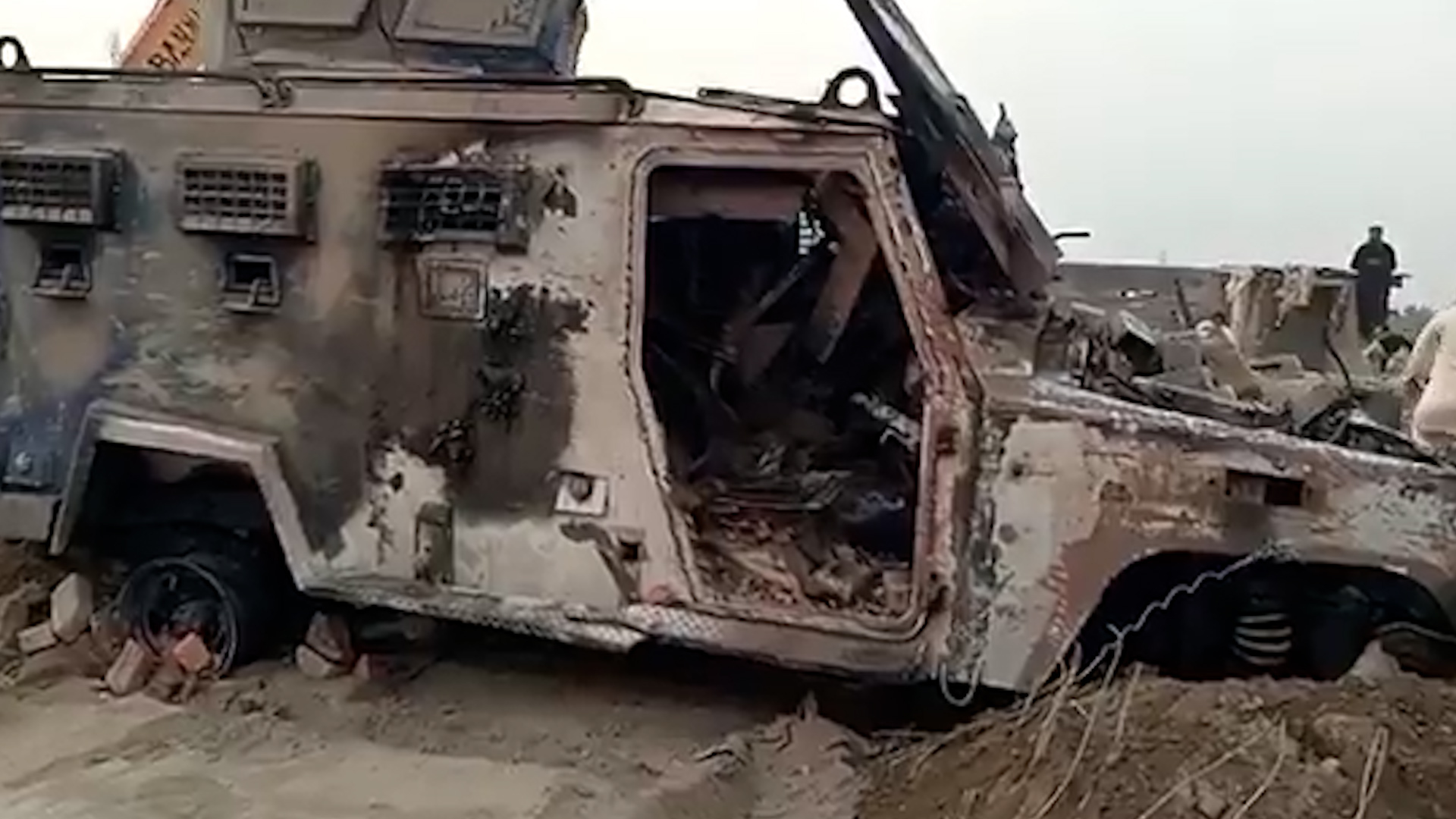 Deadly Car Bomb Attack Strikes Police Checkpoint in Northwest Pakistan