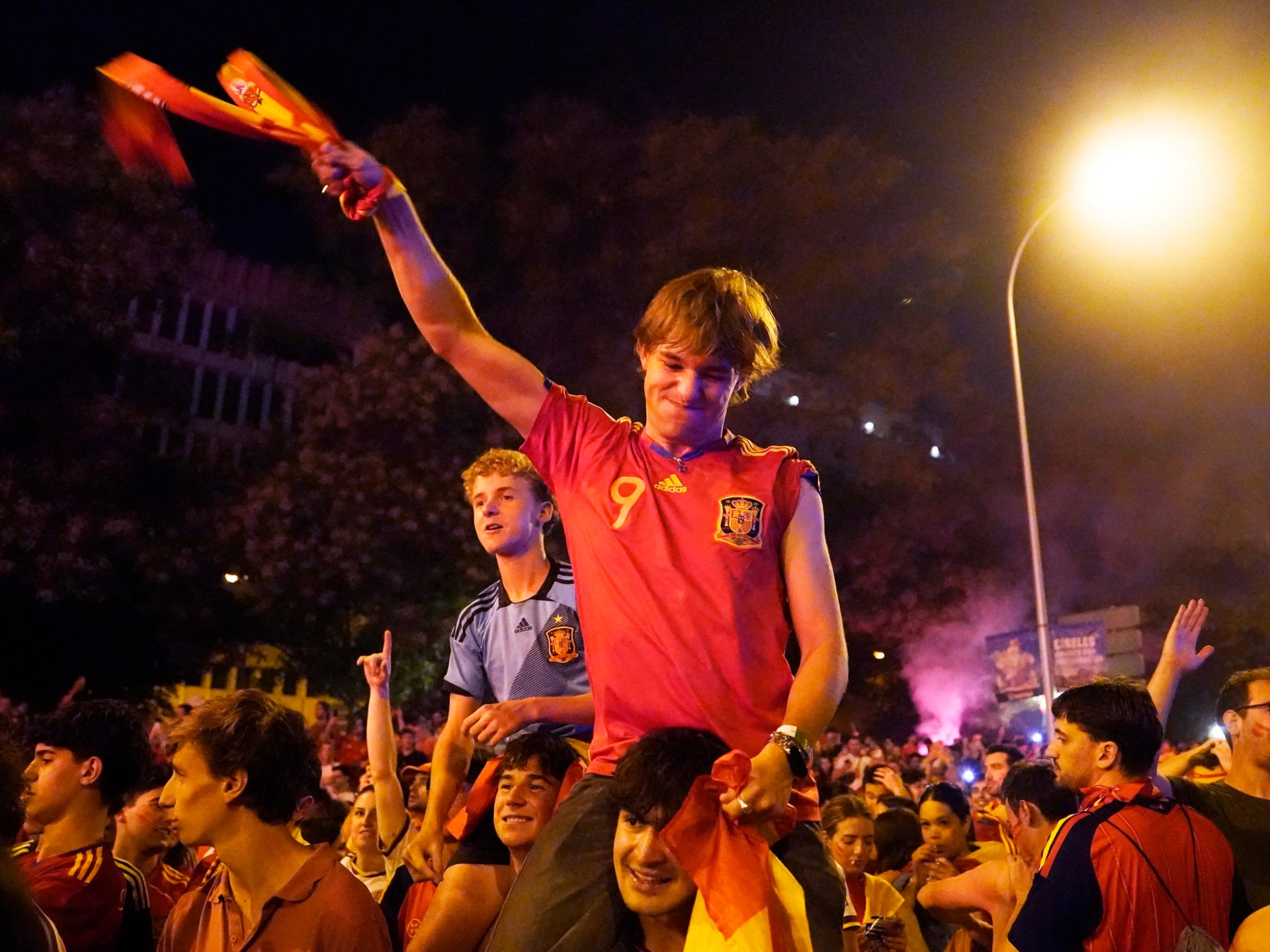 Fans in Madrid Celebrate Spain’s World Cup Victory with All-Night Festivities