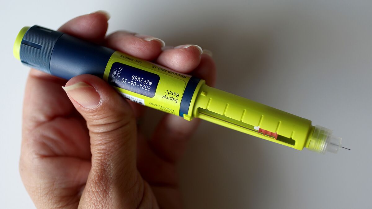 FDA to Consider Easing Restrictions on Peptide Injections This Summer