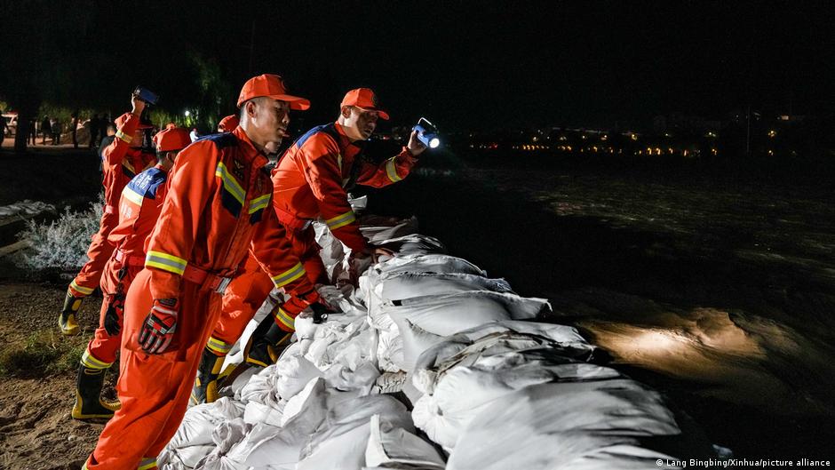 Gansu Province Floods Result in 25 Deaths as Heavy Rains Persist