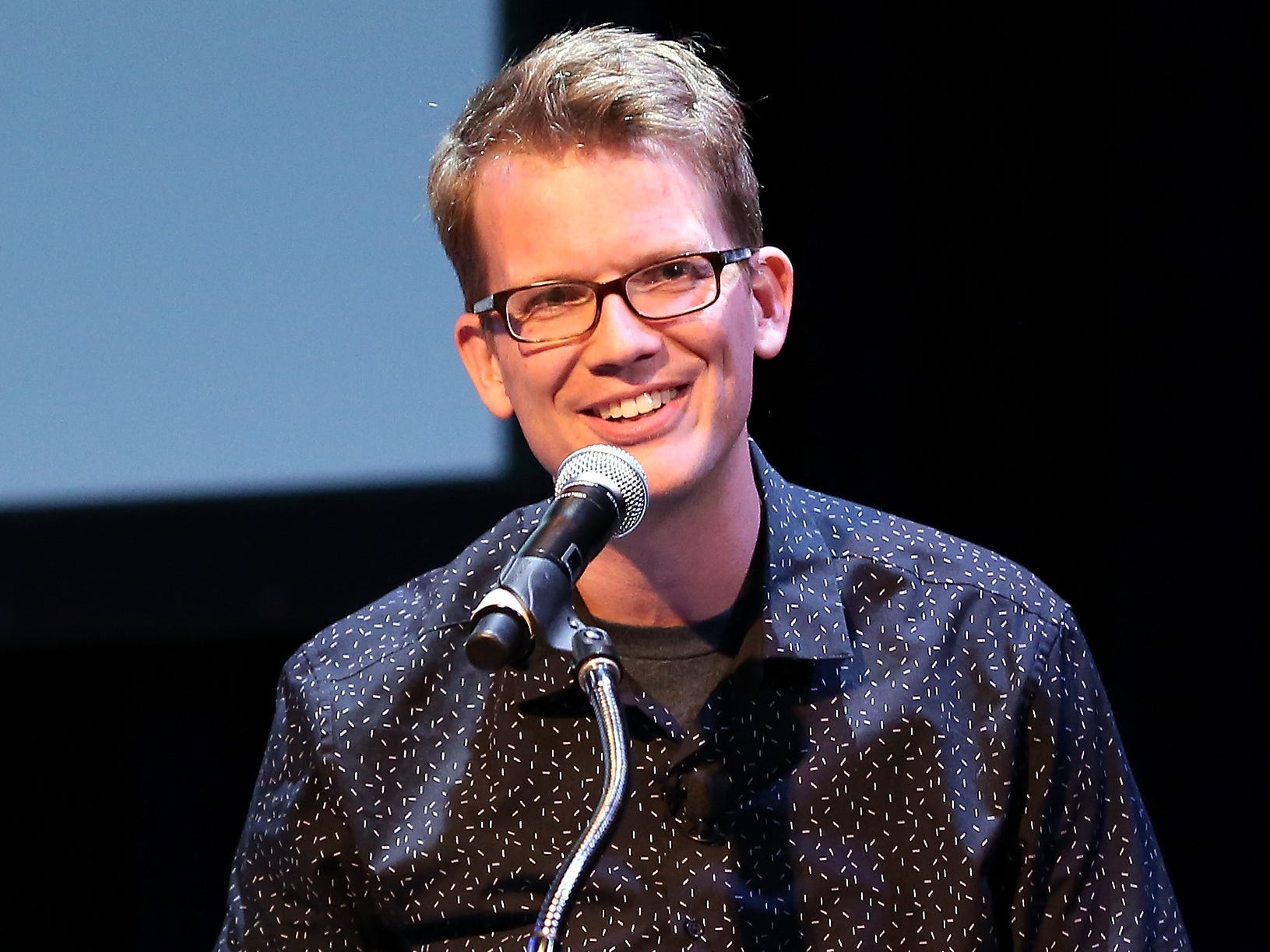 Hank Green Admits Overreliance on AI in Apology to Fans