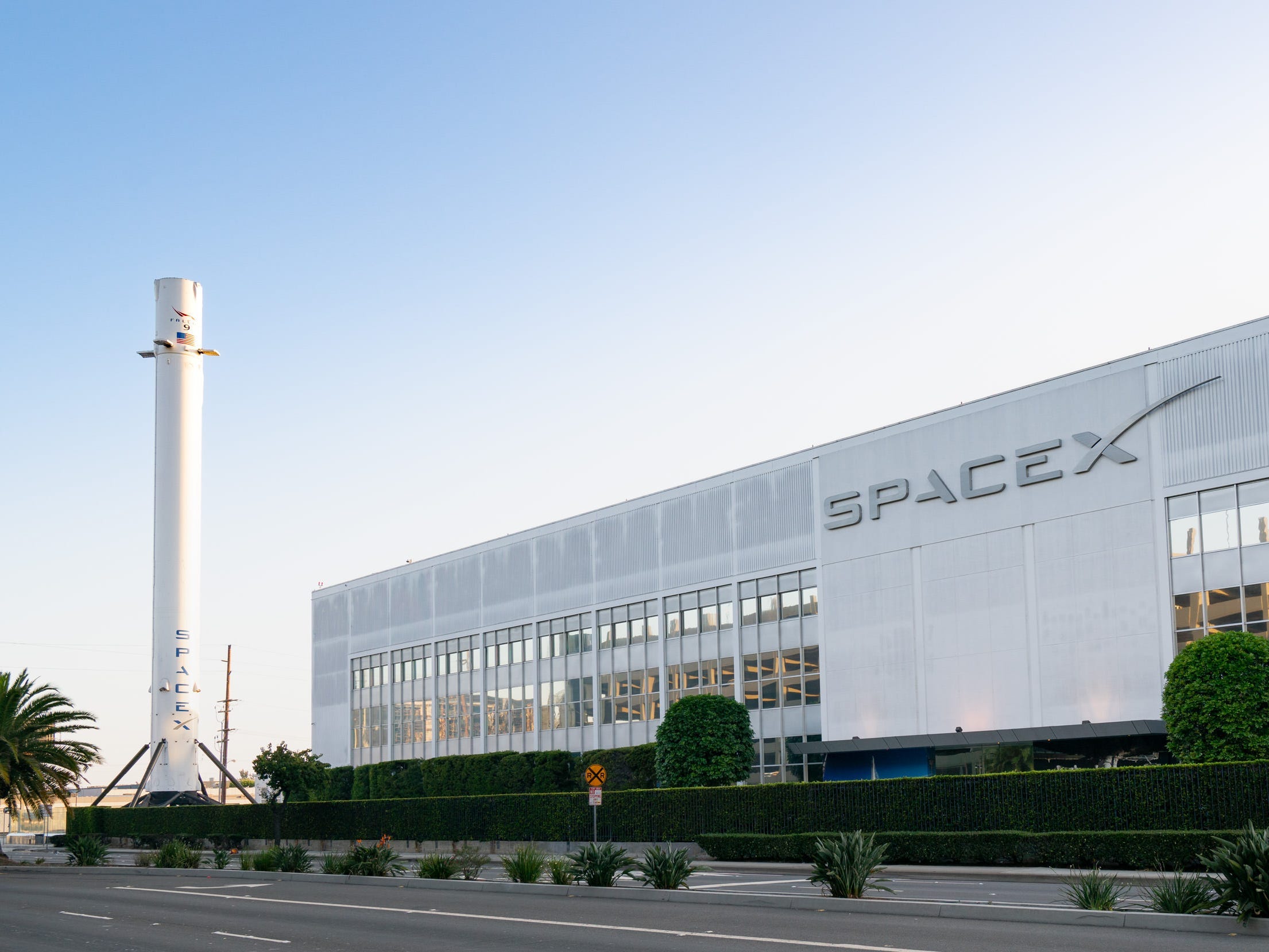 Investors Gear Up for SpaceX's Groundbreaking IPO Filing