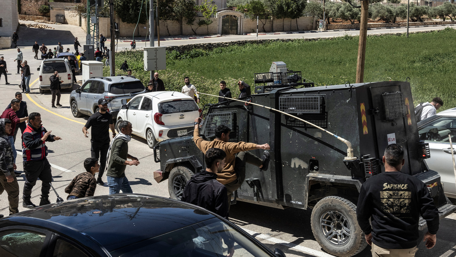 Israeli Forces Clash with Mourners at West Bank Funeral