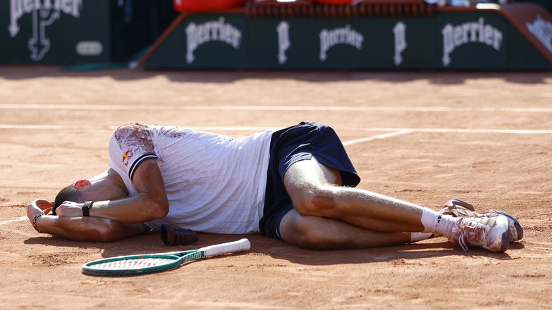 Jakub Mensik Criticizes 'Insane' Playing Conditions After French Open Collapse