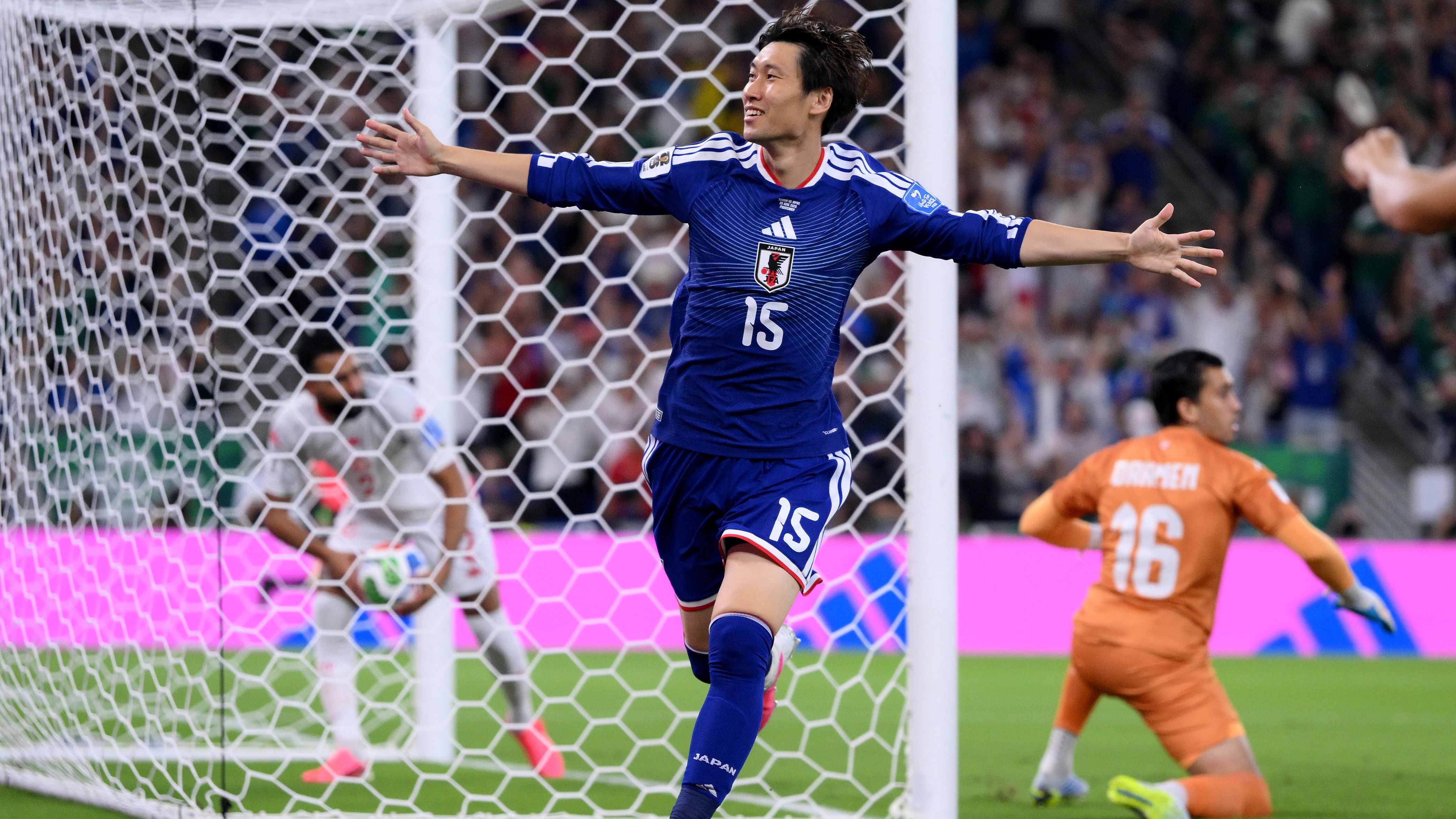 Japan Stuns Tunisia with Early Controversial Goal in World Cup Clash