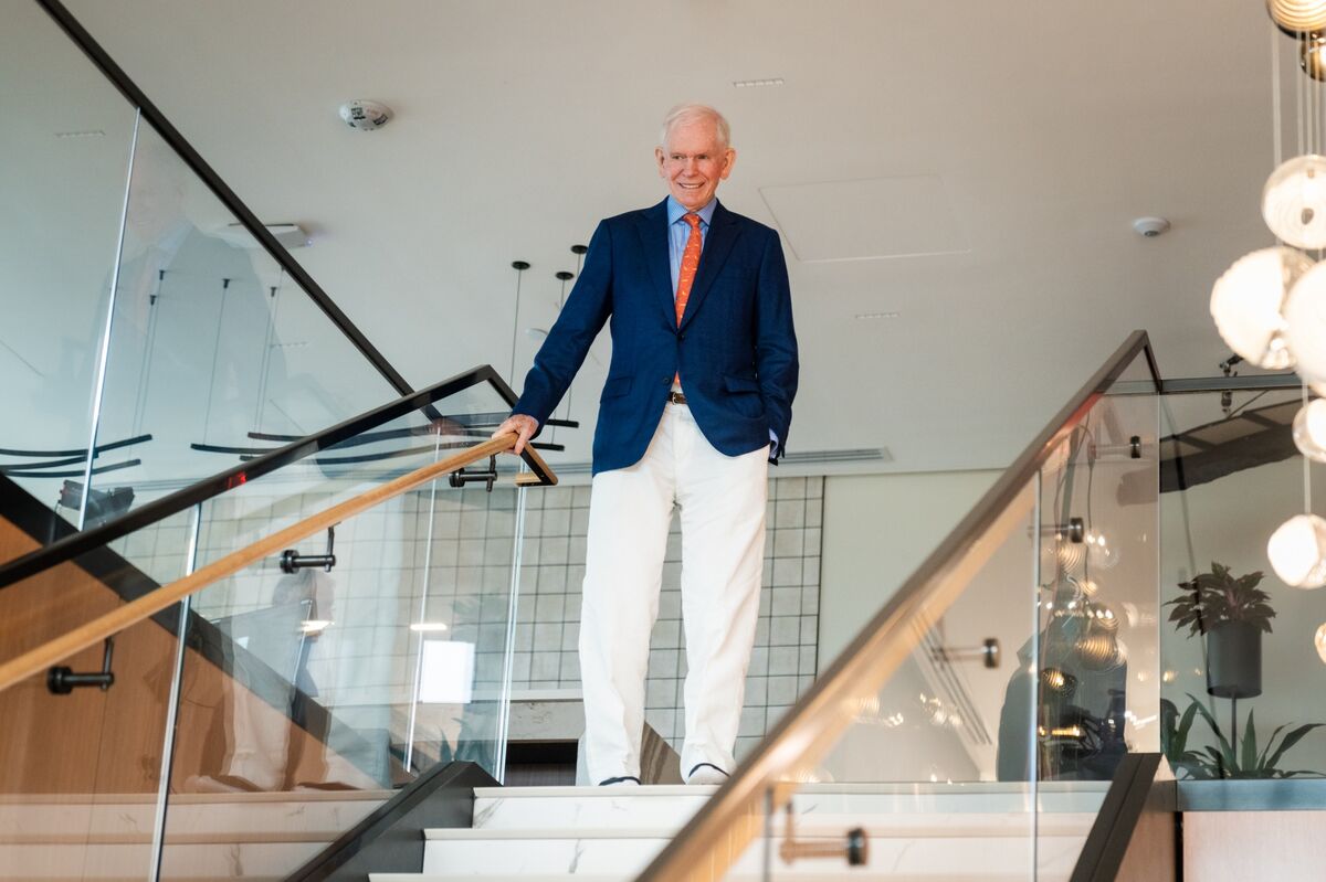 Jeremy Grantham Discusses Key Signals of Impending Market Bubble Bursts