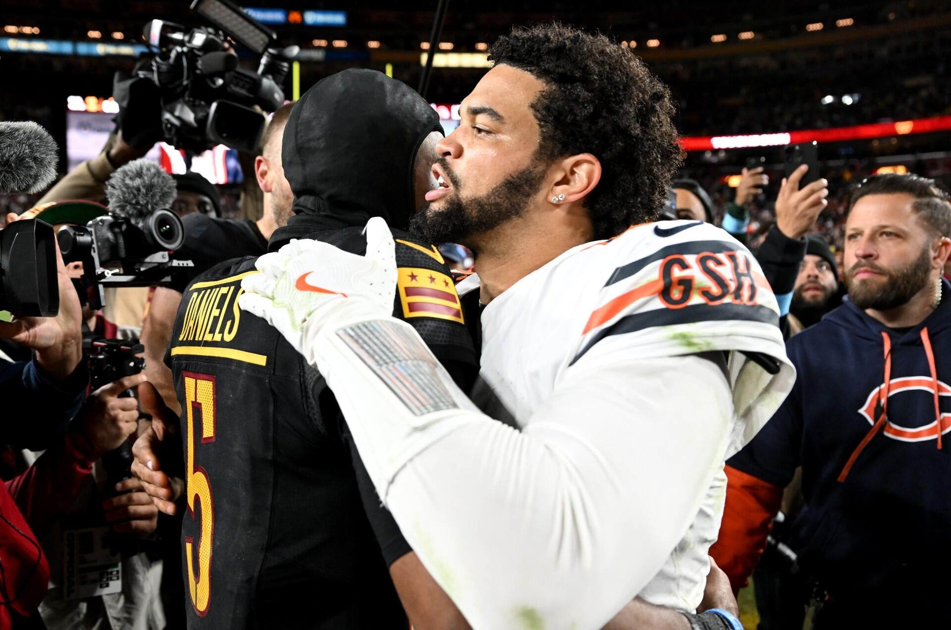 NFL Week 2 Injuries: Outlook for Caleb Williams and Jayden Daniels