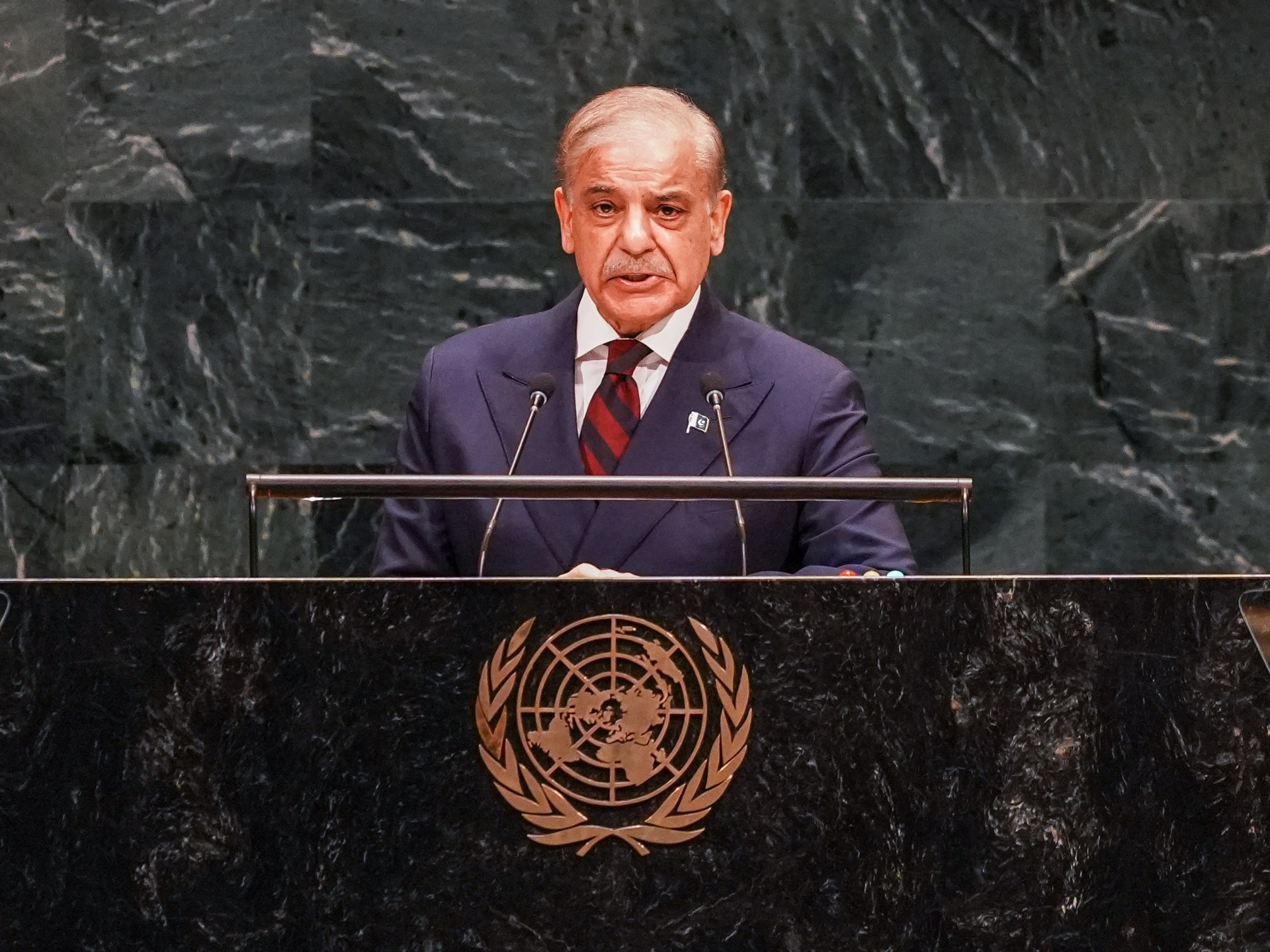 Pakistan PM Calls Houthi Attacks on Holy Cities a 'Red Line' at UN
