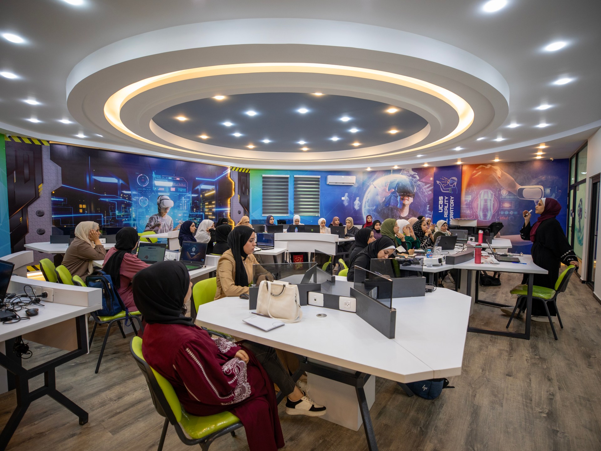 Rising from the Rubble: Gaza's Tech Incubator Reshapes Future Amid Conflict
