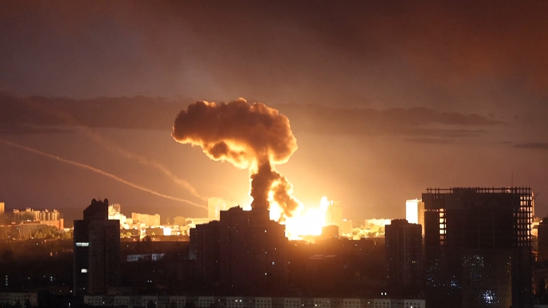 Russia Strikes Kyiv with Hypersonic Missile in Devastating Attack