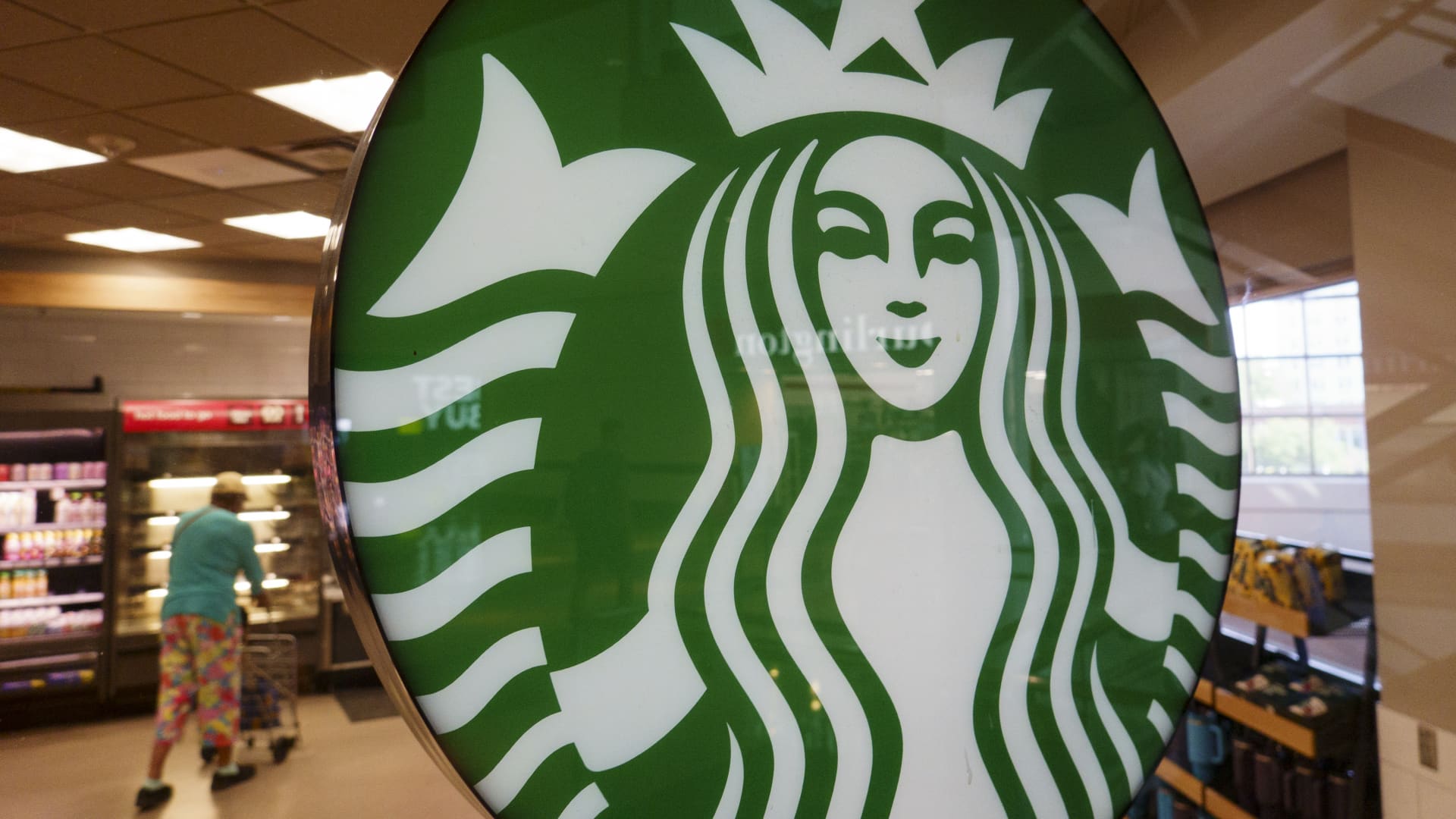 Starbucks Stock Soars Following Elevated Fiscal Outlook