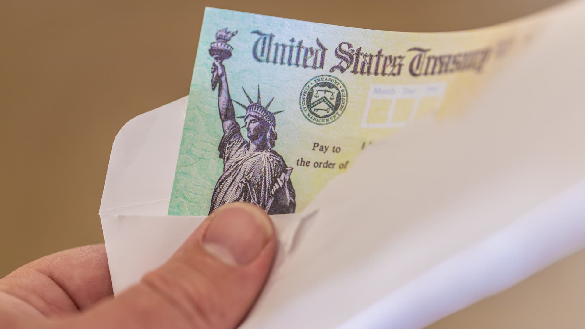 Surging Treasury Yields Present Tax-Savings Opportunities for Investors