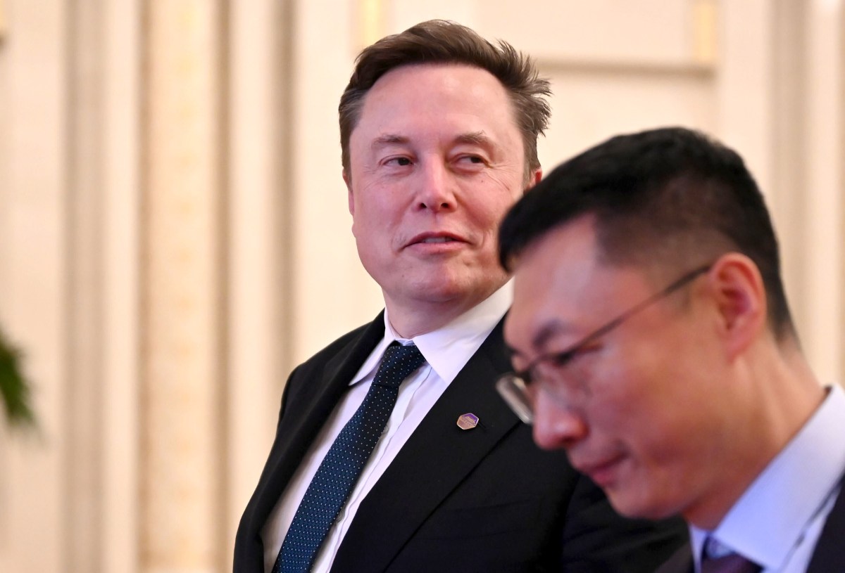 Tesla Explores Sale of China Operations to Facilitate SpaceX Merger