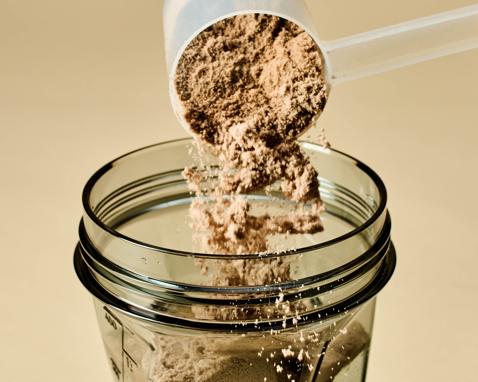 The Best Strategy for Weight Loss with Protein Shakes: Insights from Registered Dietitians