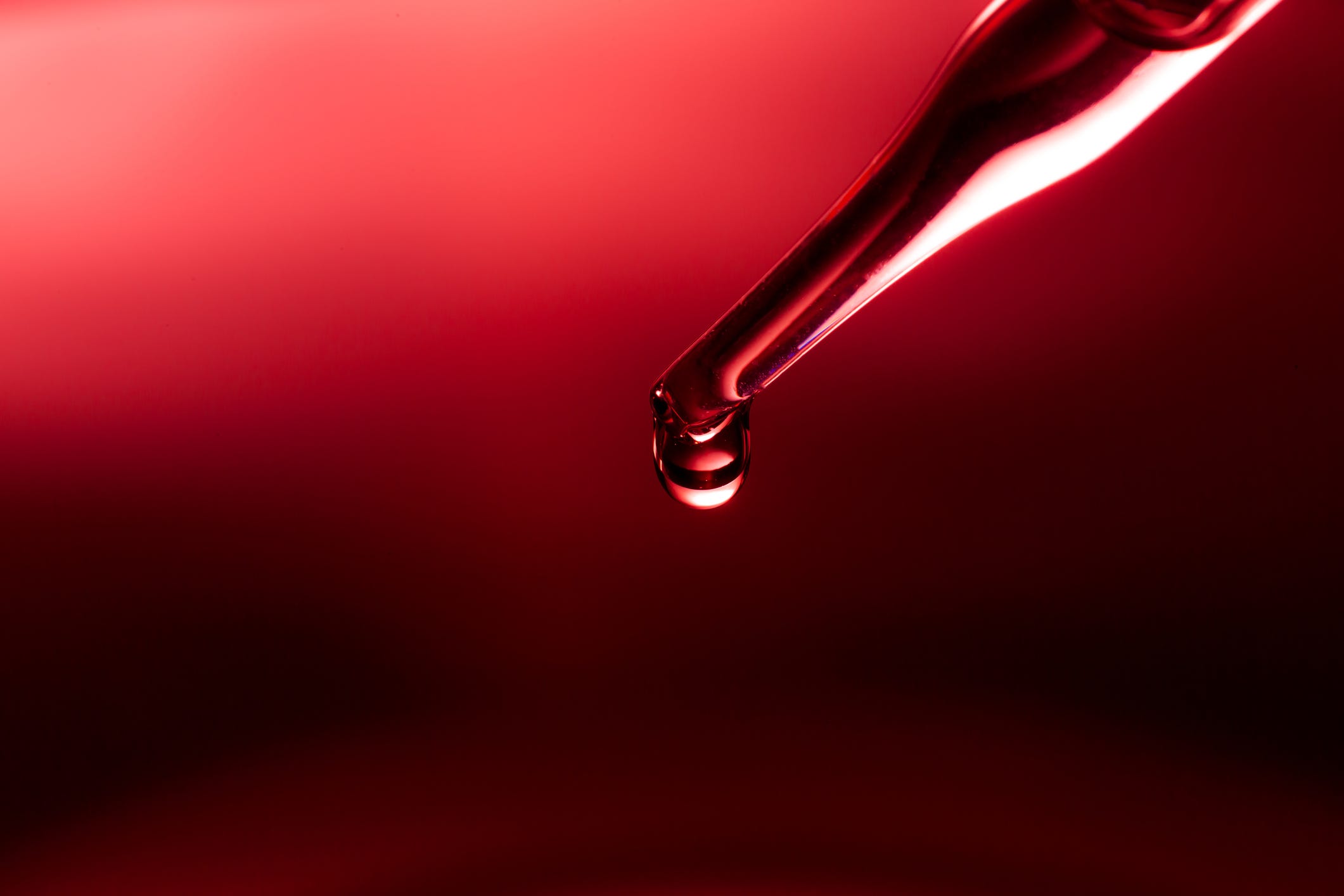 The Dangers of Colloidal Silver Supplements: What Wellness Influencers Don't Tell You