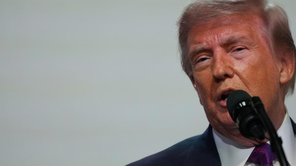 Trump Sees Hope for Iran Nuclear Deal as Military Action Looms
