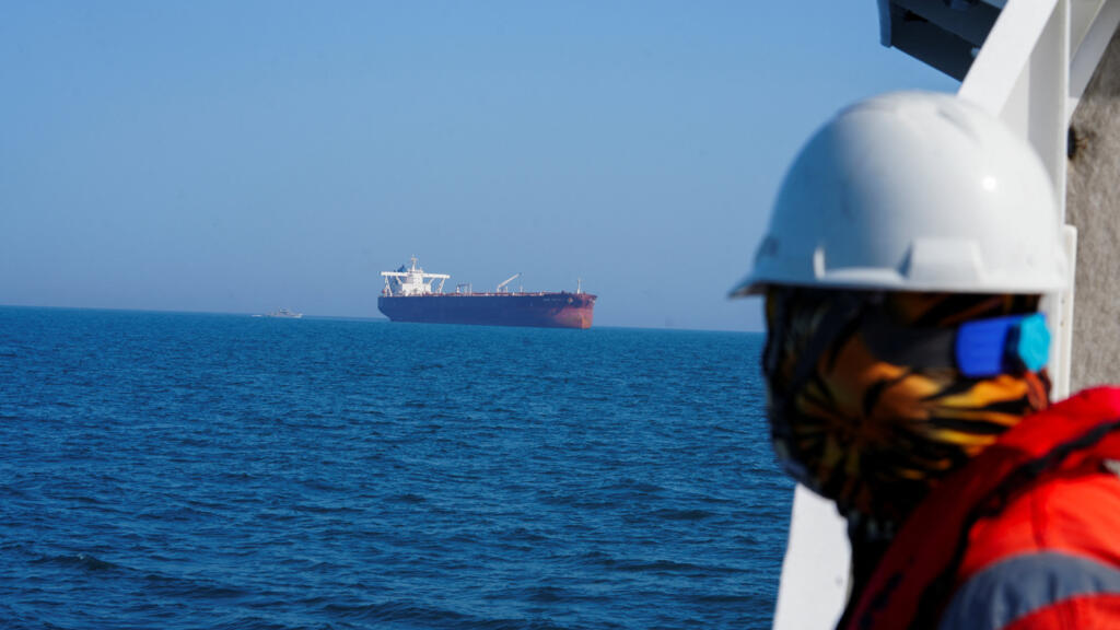 Trump Suggests Iran Peace Deal Possible After Reopening of Hormuz Strait