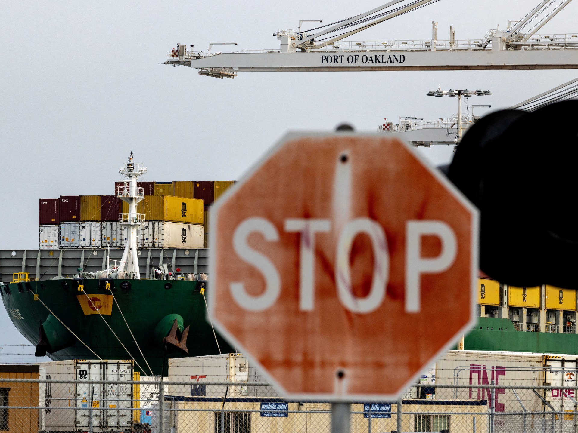 US Court Temporarily Halts Ruling Against Trump's Global Tariff