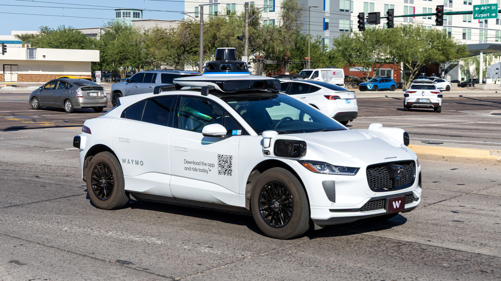 Waymo Pauses Robotaxi Services in Atlanta and San Antonio Amid Flooding