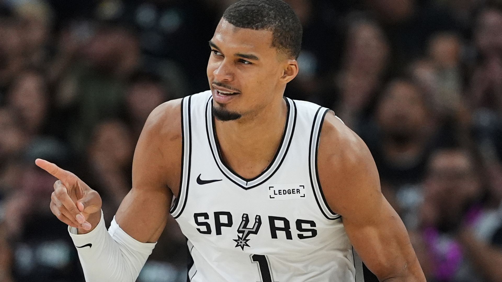 Wembanyama's Stellar Performance Leads Spurs Past Timberwolves in Playoffs
